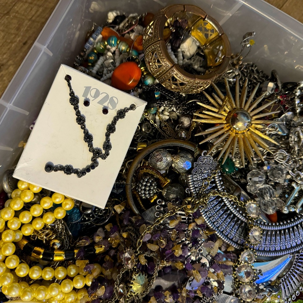 2.5 LB Jewelry Mystery Box | Vintage, Designer, Boho, Estate, DIY, Wearable Lot